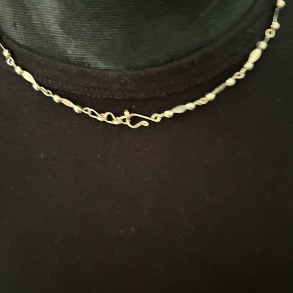 Stunning silver choker style necklace. Perfect accent piece for any outfit! - Picture 8 of 11